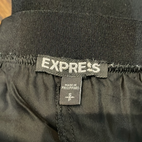 Long a line lined black,gray,white print skirt with elastic band - Picture 6 of 7